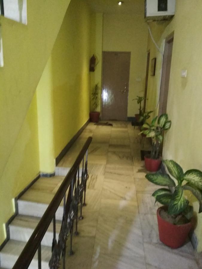 Leela Guest House Варанаси Экстерьер фото